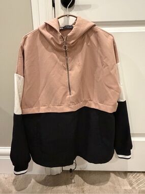 Zara Colorblock Hooded Pullover Jacket in Blush, Black & White